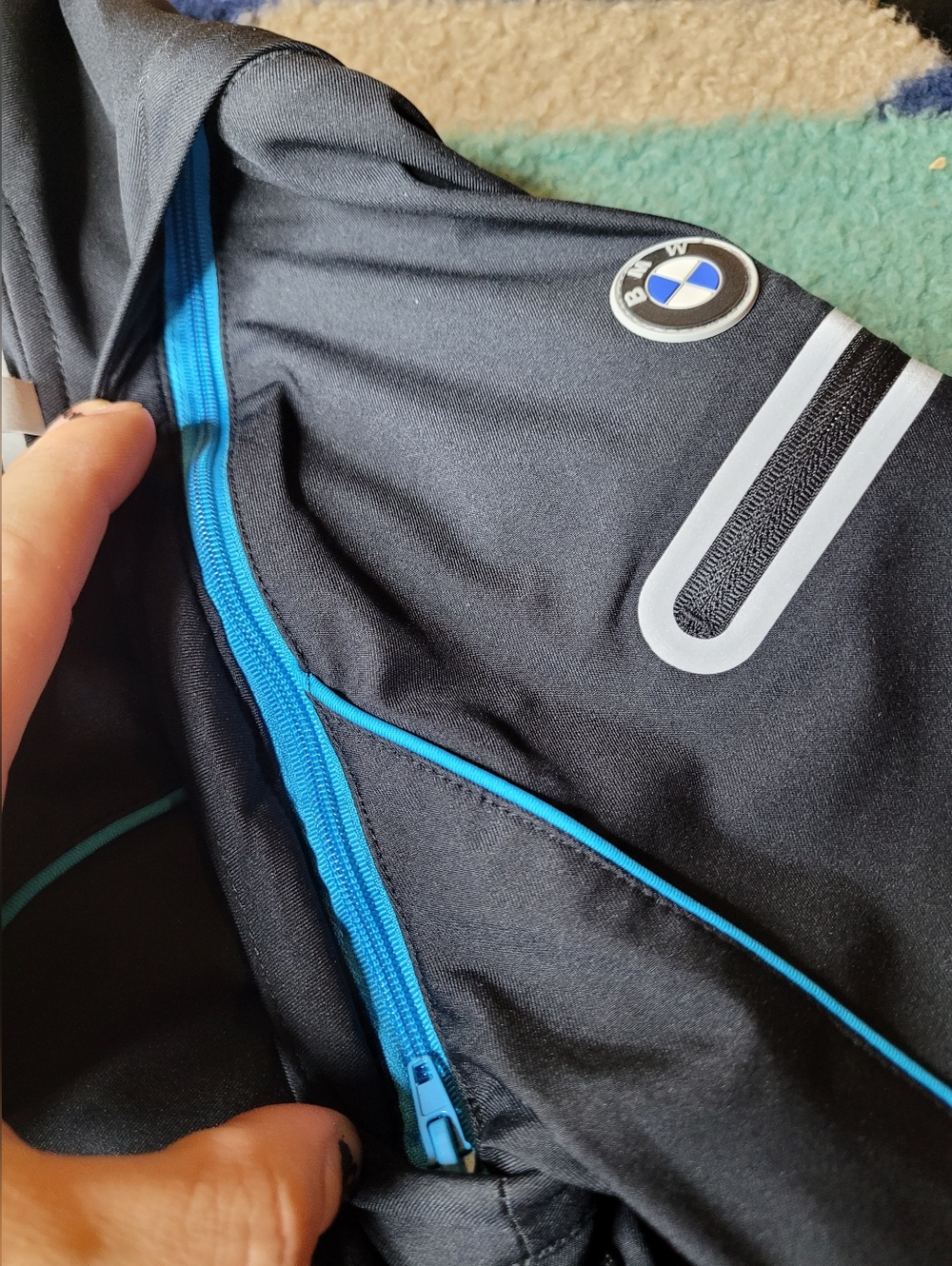 BMW Athletics Jacket Womens Small Black Full Zip Removable Sleeves Reflective - Picture 5 of 9